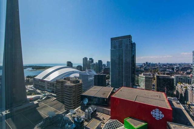 2806 - 183 Wellington St W, Condo with 2 bedrooms, 3 bathrooms and 2 parking in Toronto ON | Image 18