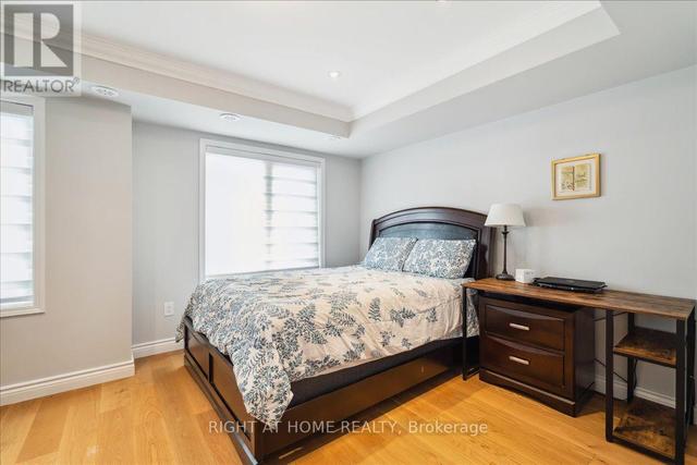 13 - 35 Heron Park Pl, Townhouse with 3 bedrooms, 3 bathrooms and 1 parking in Toronto ON | Image 22