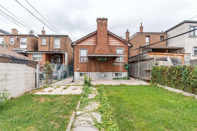 195 Rosemount Ave, House detached with 3 bedrooms, 2 bathrooms and 2 parking in Toronto ON | Image 20