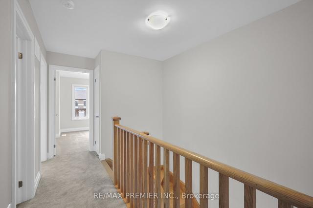 138 Corley St, House attached with 3 bedrooms, 3 bathrooms and 3 parking in Kawartha Lakes ON | Image 9