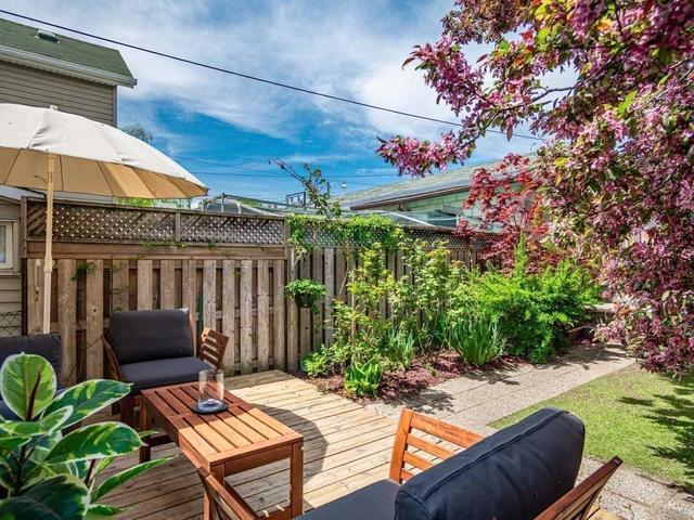 42 Wyndham St, House detached with 3 bedrooms, 2 bathrooms and 2 parking in Toronto ON | Image 8