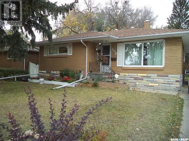 3208 Patricia Street, House detached with 4 bedrooms, 2 bathrooms and null parking in Regina SK | Image 1