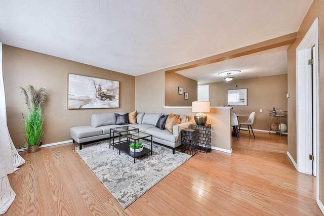 49 Tenth Ave, House detached with 2 bedrooms, 2 bathrooms and 1 parking in Brantford ON | Image 21