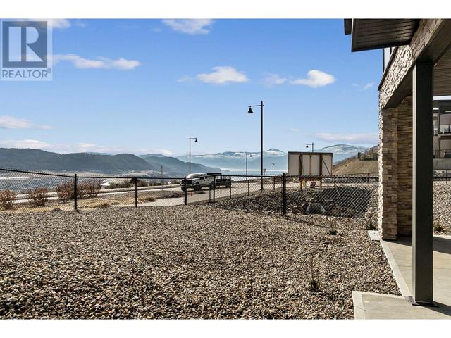 11 - 7735 Okanagan Hills Boulevard, House attached with 3 bedrooms, 3 bathrooms and 4 parking in Vernon BC | Image 45
