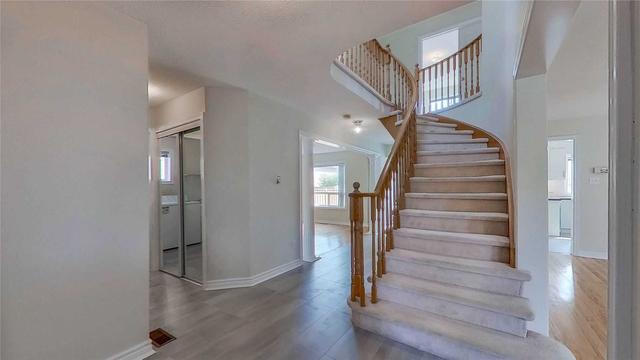 3546 Old Orchard Park Dr, House detached with 4 bedrooms, 3 bathrooms and 4 parking in Mississauga ON | Image 21