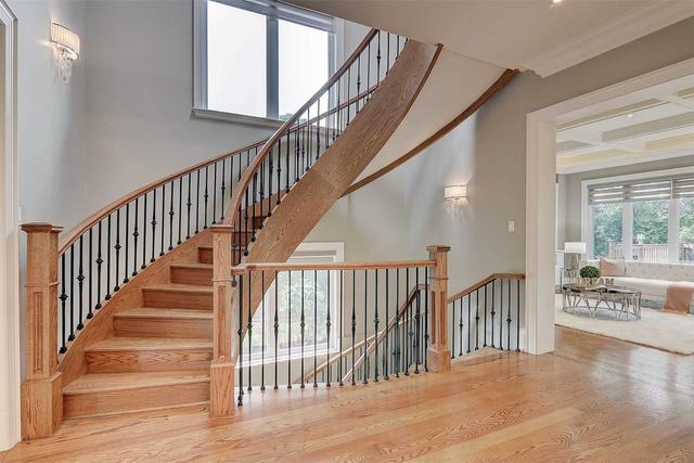 12 Silverview Dr, House detached with 4 bedrooms, 6 bathrooms and 6 parking in Toronto ON | Image 35