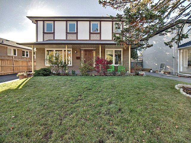74 Kearney Dr, House detached with 4 bedrooms, 3 bathrooms and 10 parking in Toronto ON | Image 12
