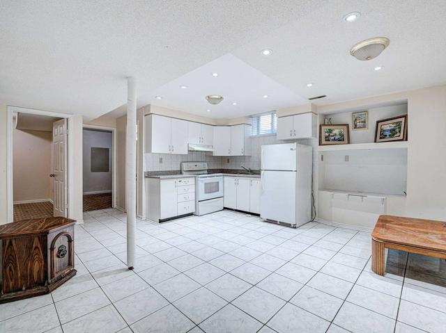 56 Woolridge Crt, House detached with 3 bedrooms, 4 bathrooms and 6 parking in Brampton ON | Image 20