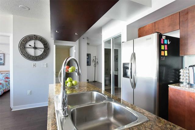 2507 - 3 Navy Wharf Crt, Condo with 2 bedrooms, 2 bathrooms and 1 parking in Toronto ON | Image 18