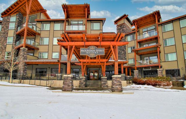317 - 400 Stemwinder Drive, Condo with 2 bedrooms, 2 bathrooms and null parking in Kimberley BC | Card Image