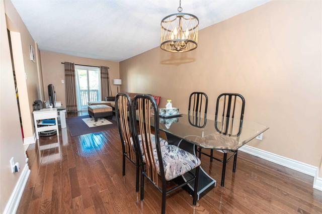 5 Evangeline Crt, House detached with 3 bedrooms, 3 bathrooms and 4 parking in Toronto ON | Image 25