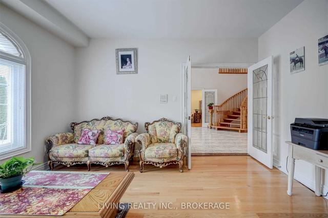 31 Noble St, House detached with 4 bedrooms, 7 bathrooms and 15 parking in Markham ON | Image 32