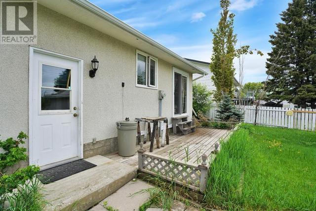 5707 53 Avenue, House detached with 3 bedrooms, 2 bathrooms and 2 parking in Rocky Mountain House AB | Image 28