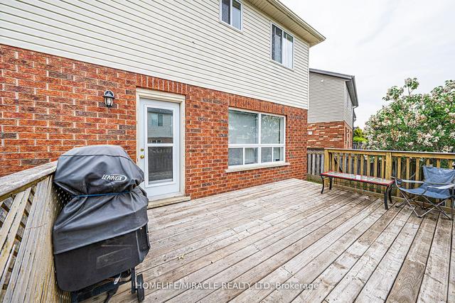 16 Graham Cres, House detached with 3 bedrooms, 4 bathrooms and 3 parking in Orangeville ON | Image 3