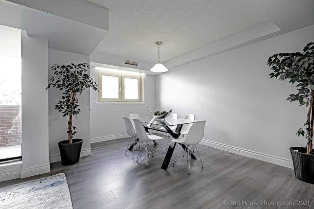 801 - 40 Chichester Pl, Condo with 2 bedrooms, 2 bathrooms and 1 parking in Toronto ON | Image 19