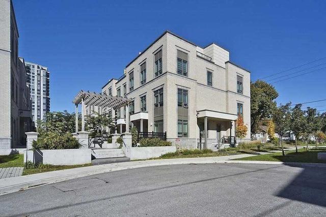 8 - 52 Holmes Ave, Townhouse with 2 bedrooms, 2 bathrooms and 2 parking in Toronto ON | Image 1