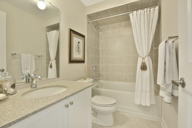 2013 Deerview Common, House attached with 3 bedrooms, 4 bathrooms and 1 parking in Oakville ON | Image 17
