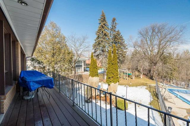 74 Forest Grove Dr, House detached with 3 bedrooms, 3 bathrooms and 8 parking in Toronto ON | Image 40