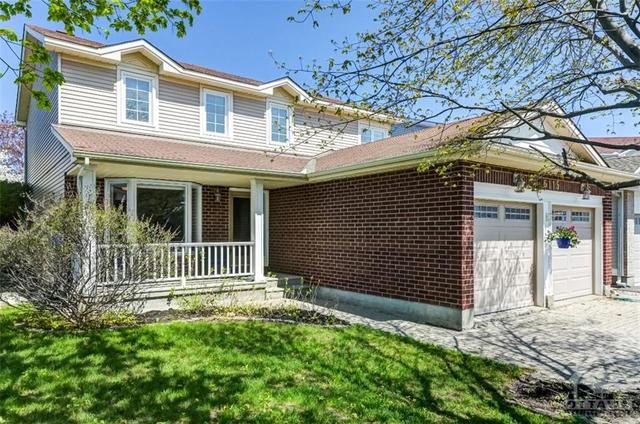 6115 Lariviere Crescent, House detached with 4 bedrooms, 3 bathrooms and 4 parking in Ottawa ON | Image 2