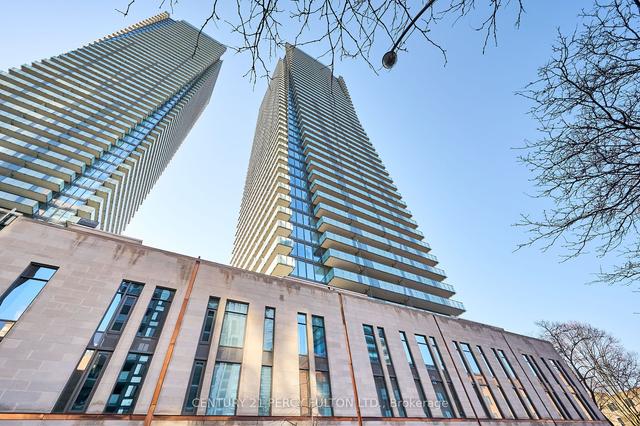 4309 - 65 St Mary St, Condo with 2 bedrooms, 2 bathrooms and 1 parking in Toronto ON | Image 23
