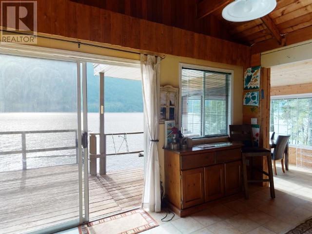 9302 Powell Lake, House detached with 3 bedrooms, 1 bathrooms and null parking in Powell River B BC | Image 20