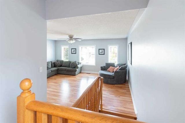 3865 Althorpe Circ, House detached with 4 bedrooms, 4 bathrooms and 6 parking in Mississauga ON | Image 2