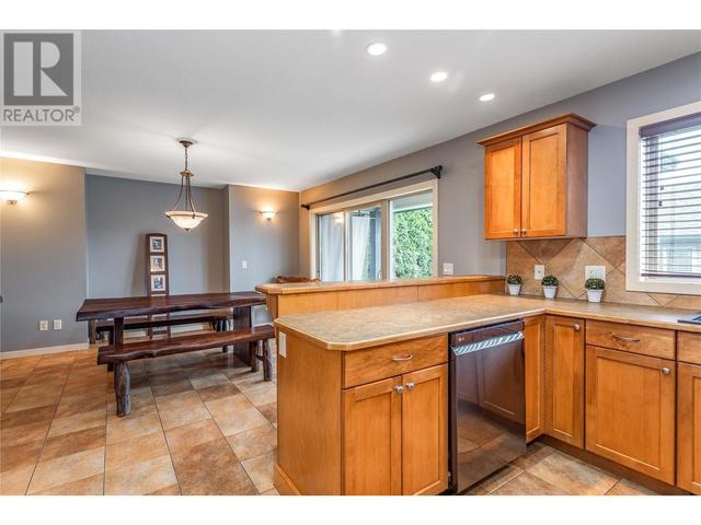 788 Galbraith Place, House detached with 3 bedrooms, 2 bathrooms and 2 parking in Kelowna BC | Image 17