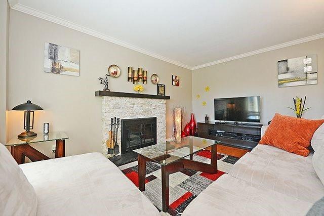 16 Nobel Pl, House detached with 4 bedrooms, 4 bathrooms and 4 parking in Brampton ON | Image 7