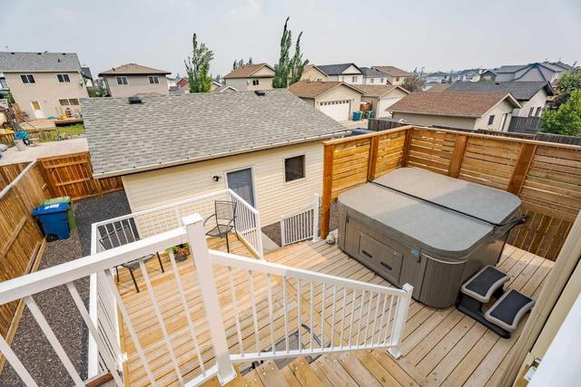414 Sagewood Drive Sw, House detached with 3 bedrooms, 3 bathrooms and 4 parking in Airdrie AB | Image 44