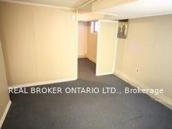 135 Gillard Ave, House detached with 3 bedrooms, 3 bathrooms and 2 parking in Toronto ON | Image 12