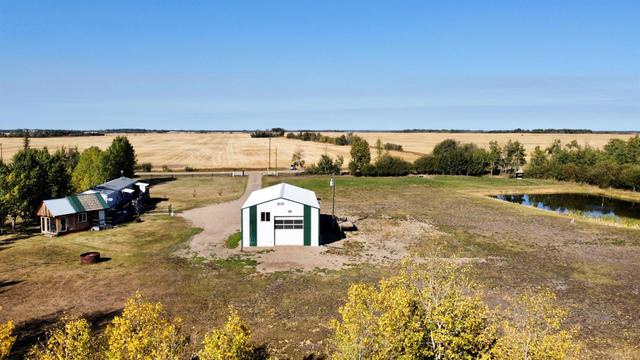 50047 Twp 820, House detached with 3 bedrooms, 2 bathrooms and 20 parking in Saddle Hills County AB | Image 30