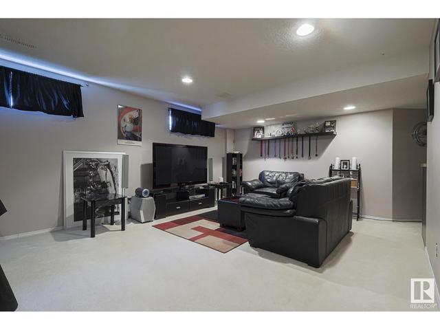 11415 9 Av Nw, House detached with 4 bedrooms, 3 bathrooms and null parking in Edmonton AB | Image 34