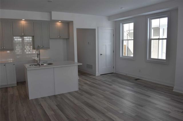 74 Discovery Tr, Townhouse with 2 bedrooms, 3 bathrooms and 2 parking in Vaughan ON | Image 21