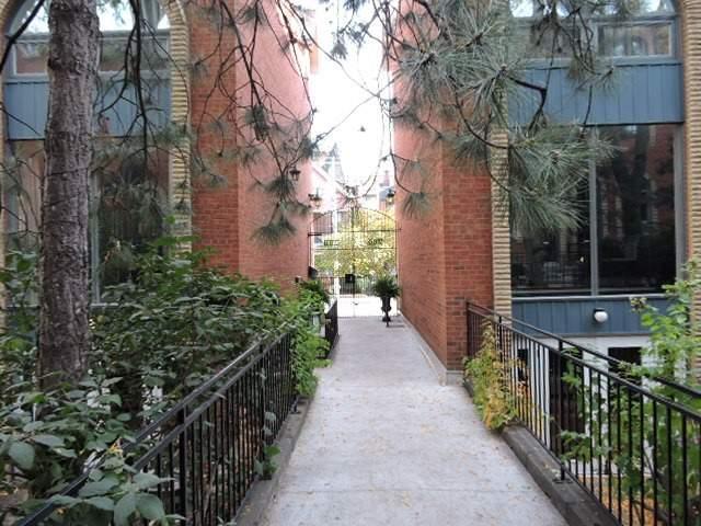 18 - 280 Sherbourne St, Condo with 3 bedrooms, 3 bathrooms and 1 parking in Toronto ON | Image 9