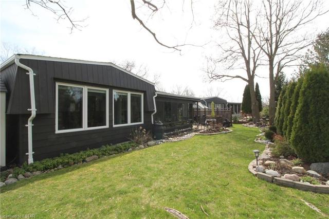 334 Wyldwood Lane, House detached with 2 bedrooms, 2 bathrooms and 2 parking in South Huron ON | Image 27