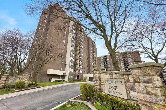 801 - 2542 Argyle Rd, Condo with 3 bedrooms, 2 bathrooms and 1 parking in Mississauga ON | Image 1