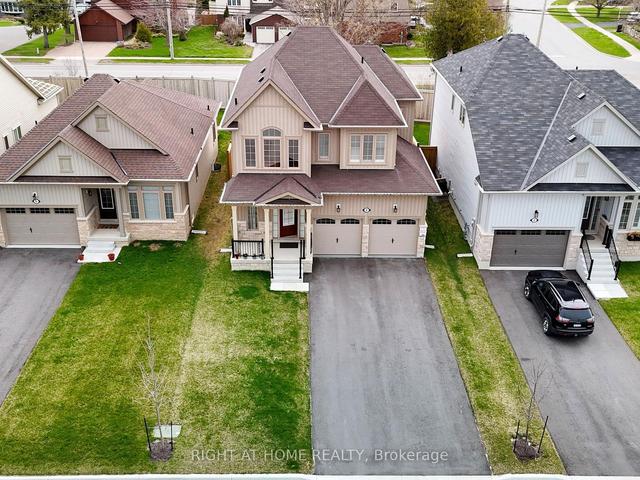 4 Hennessey Cres, House detached with 4 bedrooms, 4 bathrooms and 6 parking in Kawartha Lakes ON | Image 31