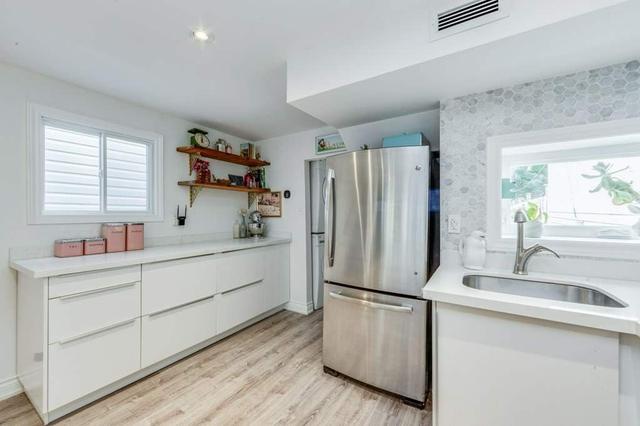 116 Rhodes Ave, House attached with 2 bedrooms, 1 bathrooms and 1 parking in Toronto ON | Image 5
