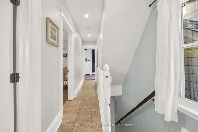 20 Glendale Ave N, House detached with 4 bedrooms, 2 bathrooms and 0 parking in Hamilton ON | Image 19