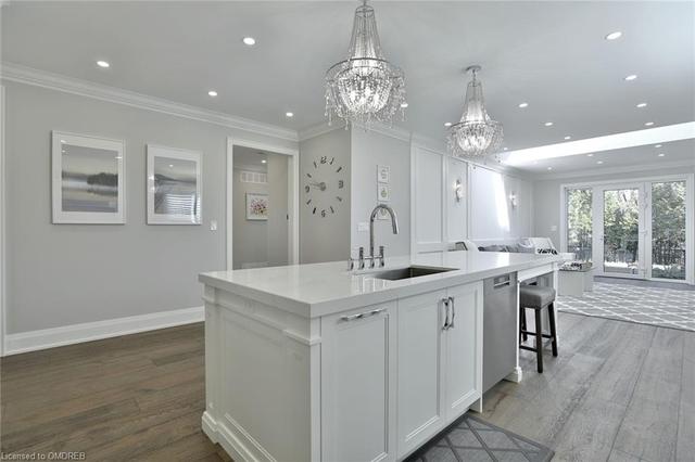 2269 Wuthering Heights Way, House detached with 2 bedrooms, 3 bathrooms and 4 parking in Oakville ON | Image 6