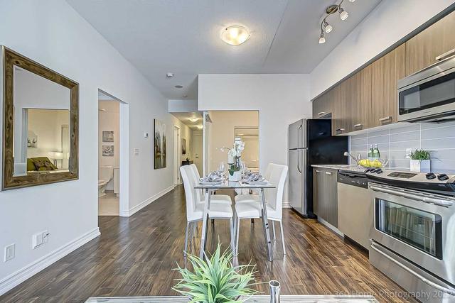 1102 - 832 Bay St, Condo with 2 bedrooms, 2 bathrooms and 1 parking in Toronto ON | Image 33