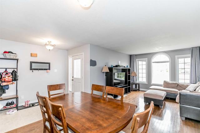 13 Mccarthy Crt, House detached with 3 bedrooms, 2 bathrooms and 2 parking in Barrie ON | Image 2