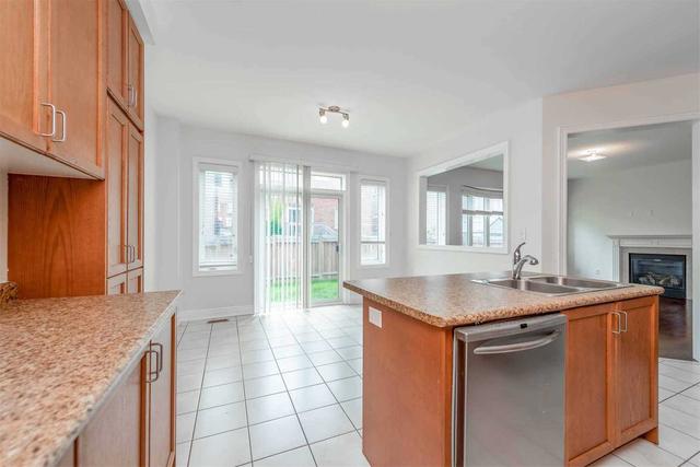 5560 Ethan Dr, House detached with 4 bedrooms, 4 bathrooms and 4 parking in Mississauga ON | Image 4
