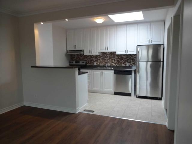 2372 Kingston Rd, Condo with 2 bedrooms, 2 bathrooms and 4 parking in Toronto ON | Image 8