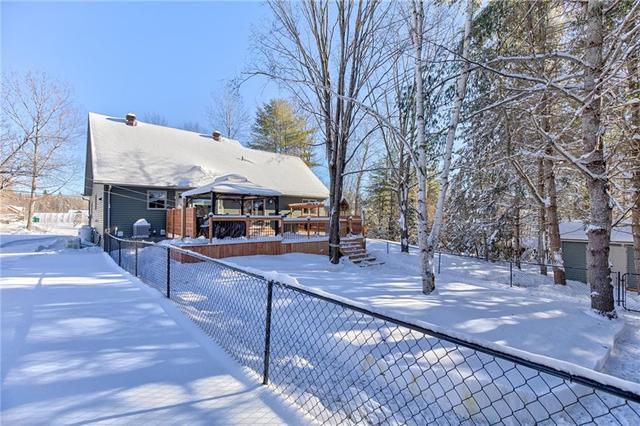 1223 Fraser Road, House detached with 3 bedrooms, 1 bathrooms and 4 parking in Greater Madawaska ON | Image 2
