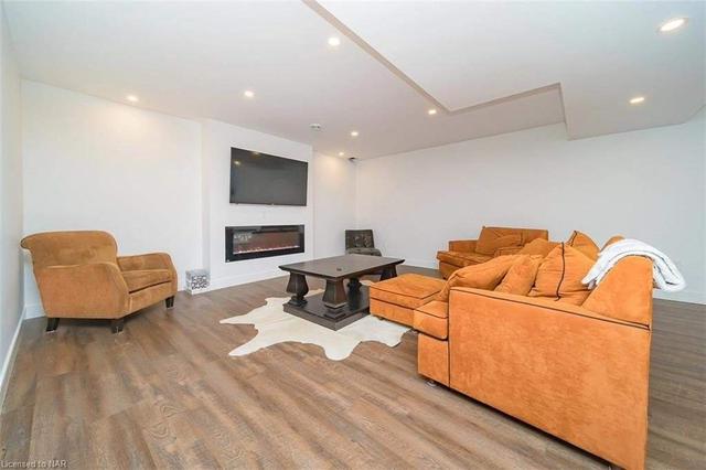 8 Beamer Crt, House detached with 2 bedrooms, 3 bathrooms and 4 parking in Thorold ON | Image 13