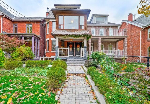 199 Dunn Ave, House detached with 5 bedrooms, 4 bathrooms and 4 parking in Toronto ON | Image 1