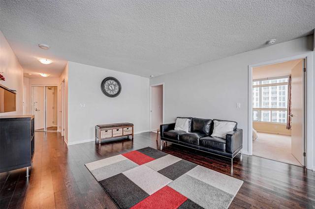 1604 - 215 Fort York Blvd, Condo with 2 bedrooms, 2 bathrooms and 1 parking in Toronto ON | Image 5