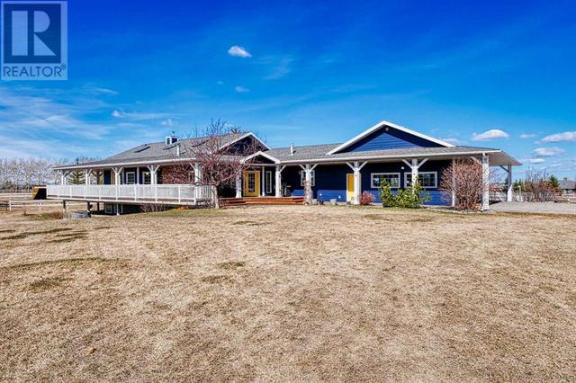 35226 Twp Rd 262, House detached with 5 bedrooms, 4 bathrooms and null parking in Rocky View County AB | Image 2