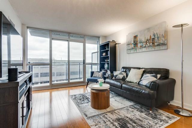 1400 - 33 Sheppard Ave E, Condo with 1 bedrooms, 1 bathrooms and 0 parking in Toronto ON | Image 3